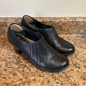 Dansko Bennett Pump Black Nappa Leather Heels Ankle Booties Women’s Size 40
